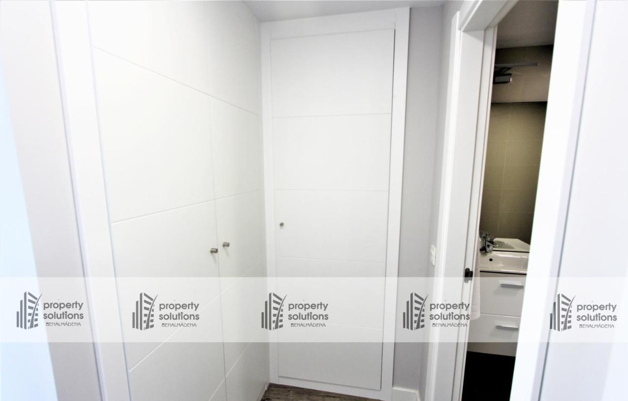 Apartamento Playa Los Álamos - Segunda línea de playa - Piscina - Playa a 300 metros - PARKING GRATIS - EXCELENTE CONEXIÓN WIFI Torremolinos Exterior foto