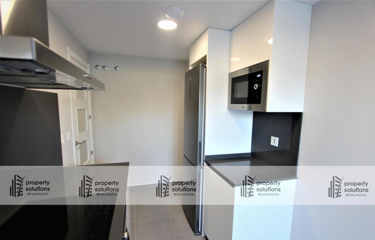 Apartamento Playa Los Álamos - Segunda línea de playa - Piscina - Playa a 300 metros - PARKING GRATIS - EXCELENTE CONEXIÓN WIFI Torremolinos Exterior foto