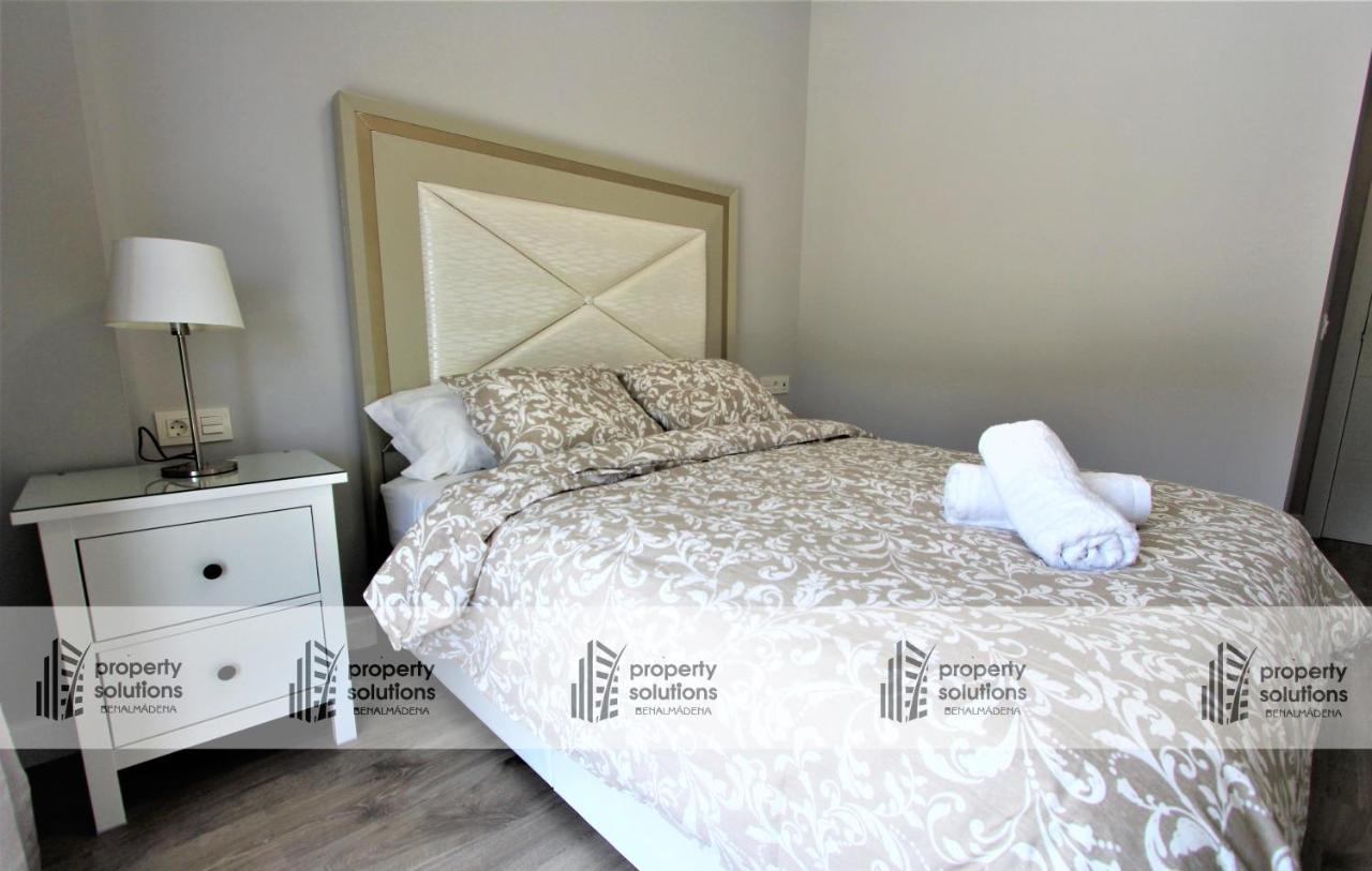 Apartamento Playa Los Álamos - Segunda línea de playa - Piscina - Playa a 300 metros - PARKING GRATIS - EXCELENTE CONEXIÓN WIFI Torremolinos Exterior foto